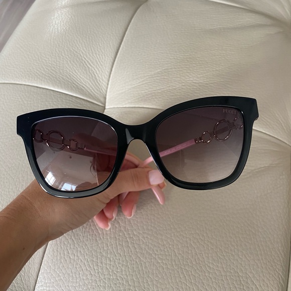Beautiful Emilio Pucci Black Sunglasses main image 6